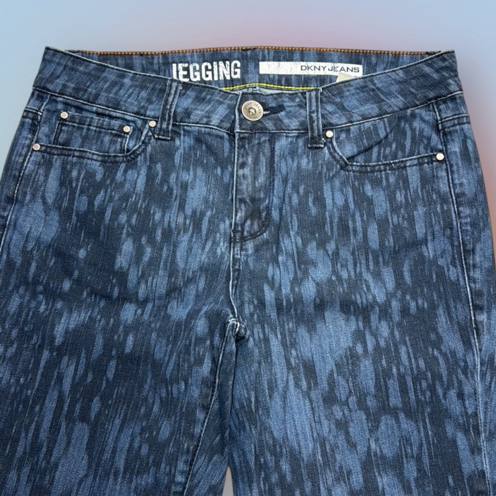 DKNY JEANS Women’s 8 Water Print JEGGING Blue Jeans
